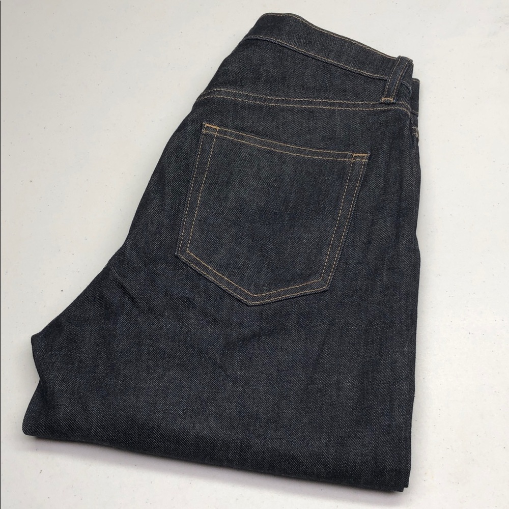 LIKE NEW UNIQLO RELAXED FIT JEANS 27x29 ⭐️